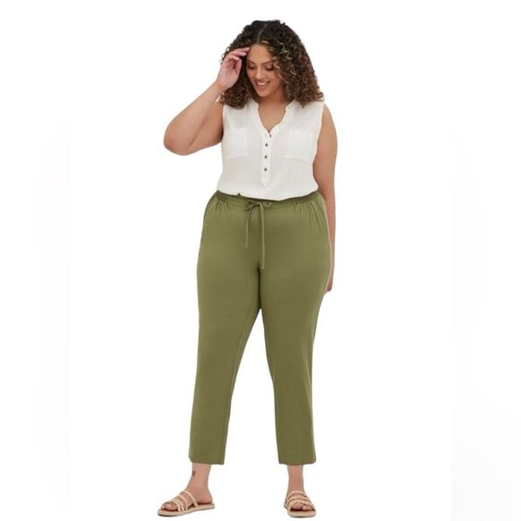 NWT Torrid Relaxed Taper Stretch Tie Front Pants  Size 2 - Picture 2 of 7